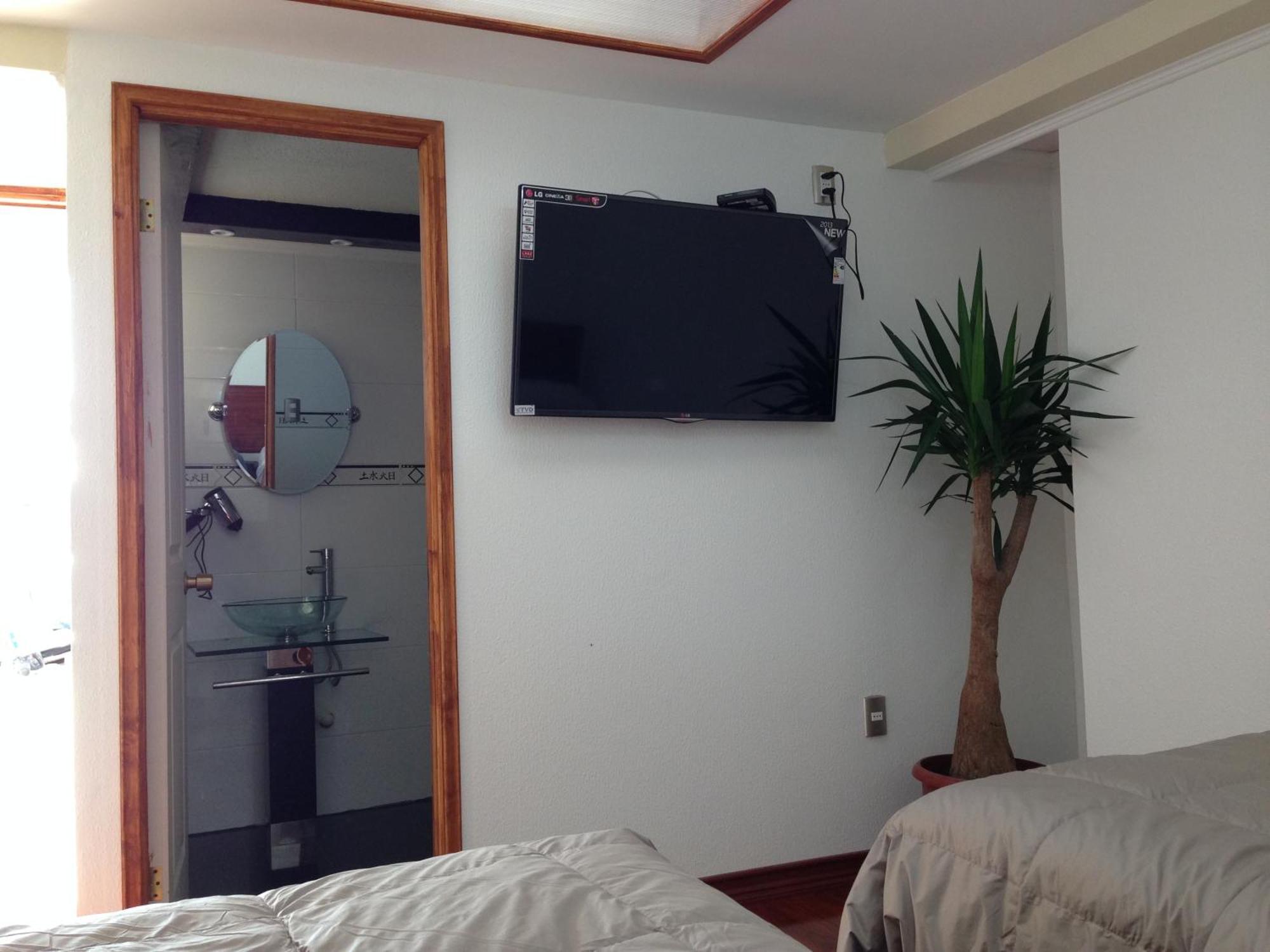 Отель Residencial Victoria Said Линарес Номер фото